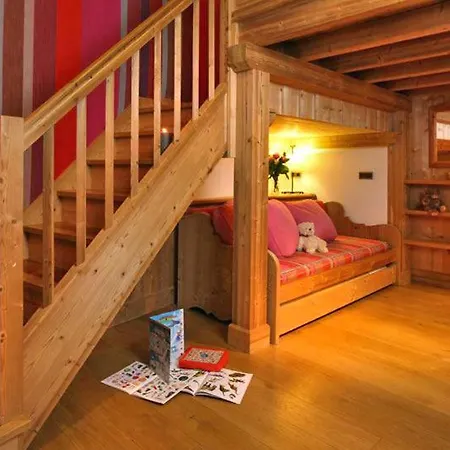 Chalet Val D Isere Chalet Sleeps 12