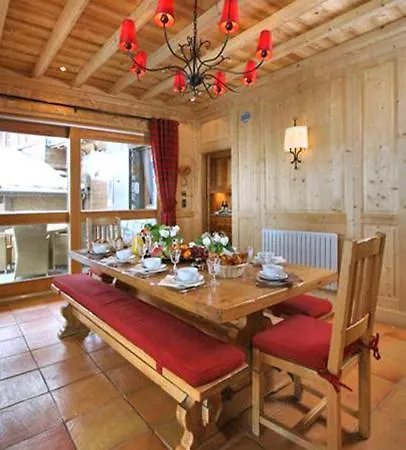 Val D Isere Chalet Sleeps 12